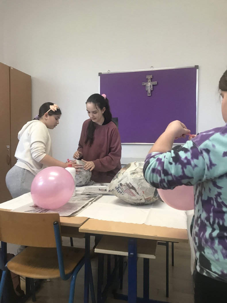 Kaširanje pisanica za Uskrs